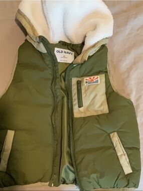 Old Navy 3t Vest